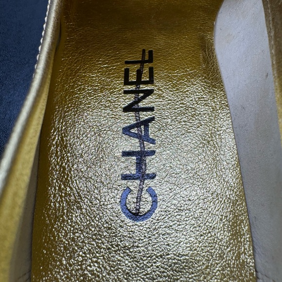 Authentic Chanel Gold Platform Loafer New - Picture 5 of 7